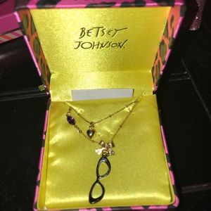 Betsey Johnson layered necklace